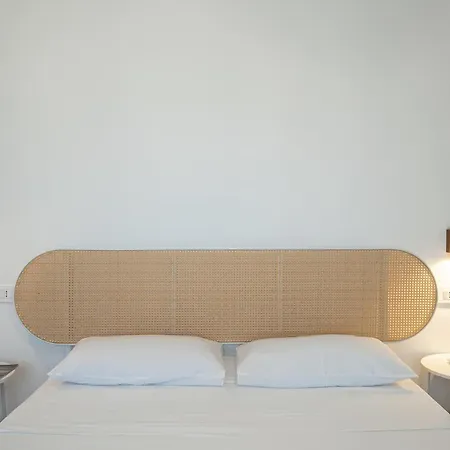 Apartment La Finestra Sul Porto-appartamento Porto Torres