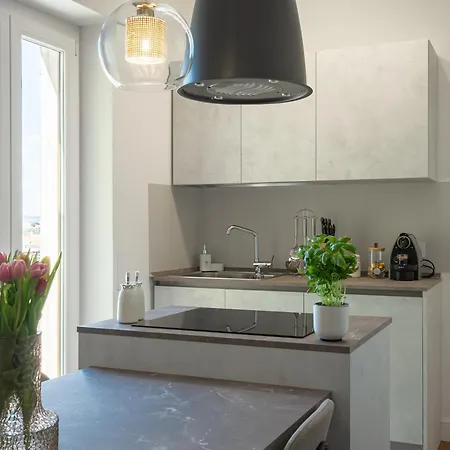 Apartment La Finestra Sul Porto-appartamento *