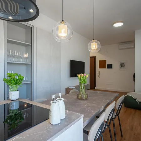 Apartament La Finestra Sul Porto-appartamento *